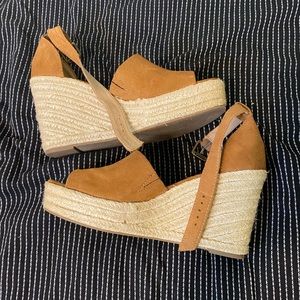 Tan wedges
